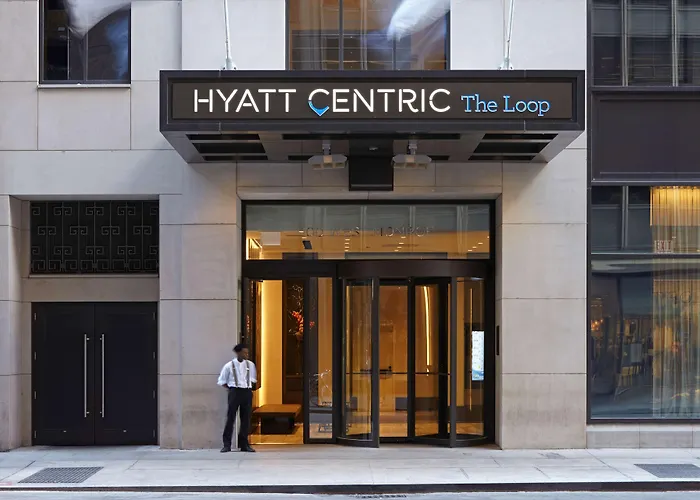 Hyatt Centric The Loop 4*