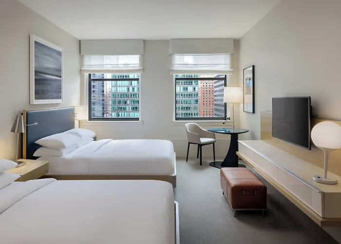 Hyatt Centric The Loop Hotel Chicago