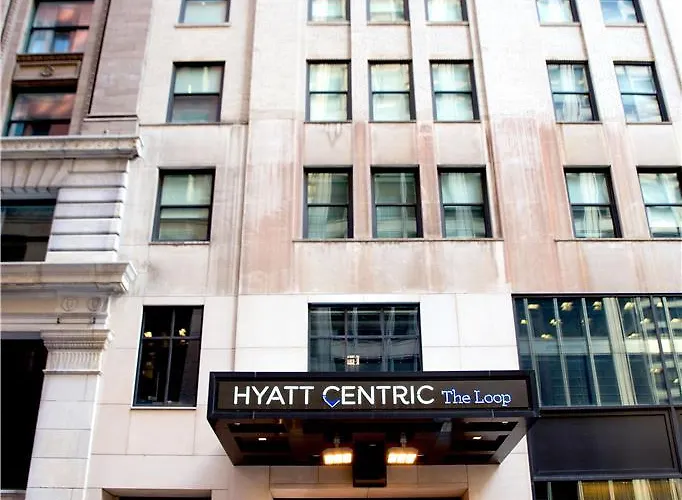 Hyatt Centric The Loop 4*