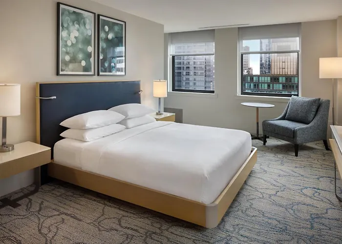 Hyatt Centric The Loop Hotel 4*