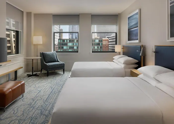 Hyatt Centric The Loop Hotel 4*